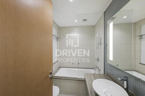 Lägenhet till försäljning i Business Bay, Dubai, UAE 2 sovrum, 140.66 kvm Nr. 767586 - fotografi 22