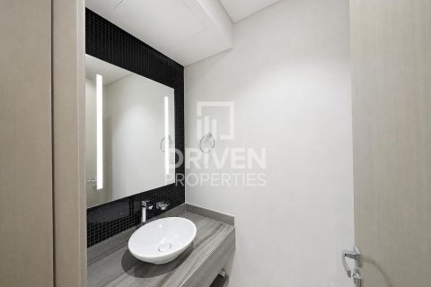 Lägenhet till försäljning i Business Bay, Dubai, UAE 2 sovrum, 140.66 kvm Nr. 767586 - fotografi 20