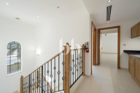 ویلا برای اجاره در Jumeirah Park، Dubai، امارات متحده عربی 4 خوابه ، 761 متر مربع ، شماره 645401 - تصویر 8