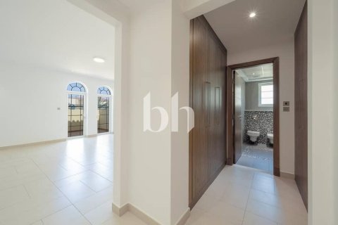 ویلا برای اجاره در Jumeirah Park، Dubai، امارات متحده عربی 4 خوابه ، 761 متر مربع ، شماره 645401 - تصویر 13