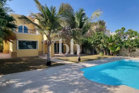 ویلا برای اجاره در Jumeirah Park، Dubai، امارات متحده عربی 4 خوابه ، 761 متر مربع ، شماره 645401 - تصویر 4