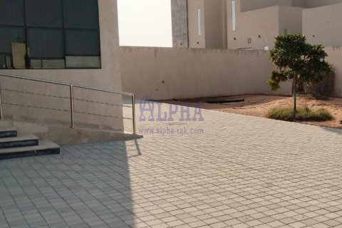 Βίλα σε Al Riffa, Ras Al Khaimah, ΗΑΕ 4 υπνοδωμάτια, 1393.5 τ.μ. Αρ. 685473 - φωτογραφία 16
