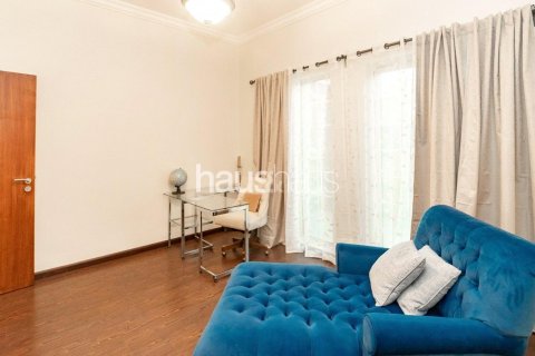 Vilë në Jumeirah Islands, Dubai, Emiratet e Bashkuara Arabe 4 dhoma gjumi, 491 m2. № 626691 - Foto 8