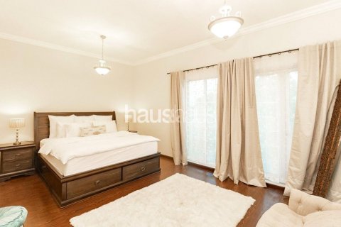 Vilë në Jumeirah Islands, Dubai, Emiratet e Bashkuara Arabe 4 dhoma gjumi, 491 m2. № 626691 - Foto 9