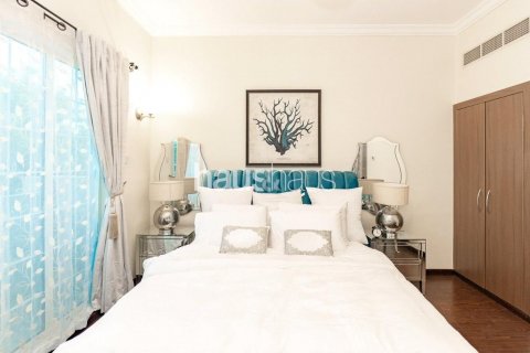 Vilë në Jumeirah Islands, Dubai, Emiratet e Bashkuara Arabe 4 dhoma gjumi, 491 m2. № 626691 - Foto 11