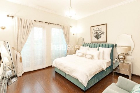 Vilë në Jumeirah Islands, Dubai, Emiratet e Bashkuara Arabe 4 dhoma gjumi, 491 m2. № 626691 - Foto 14