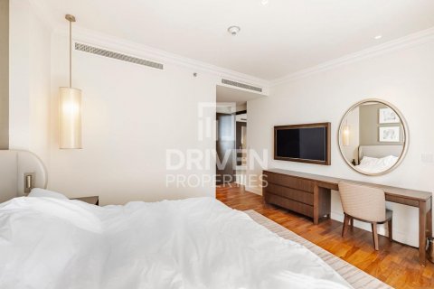 Üürile anda korter asukohaga Downtown Dubai (Downtown Burj Dubai), Dubai, AÜE: 4 magamistoaga, 184 m² Nr 603507 - pilt 8