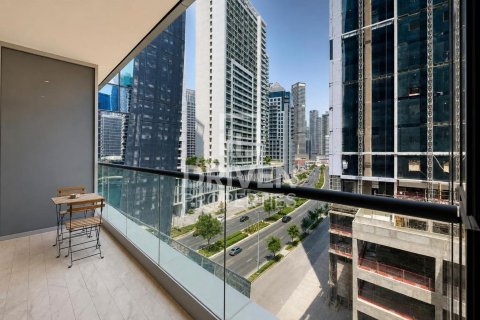 דירה למכירה ב Business Bay, Dubai, איחוד האמירויות  1 חדר שינה, 76.18 מ"ר, מספר 767753 - תמונה 15