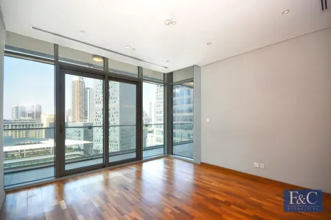 Apartament në DIFC, Dubai, Emiratet e Bashkuara Arabe 2 dhoma gjumi, 166 m2. № 704739 - Foto 12