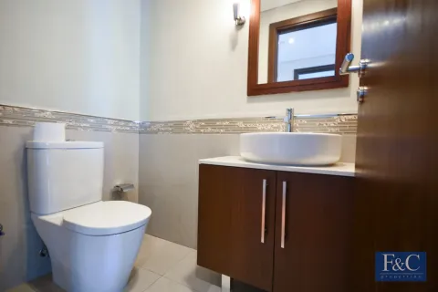 Apartament në DIFC, Dubai, Emiratet e Bashkuara Arabe 2 dhoma gjumi, 166 m2. № 704739 - Foto 20