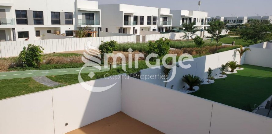 阿联酋 Abu Dhabi Yas Island 联排别墅 2 卧, 225 平方米 , 编号 574235