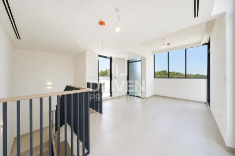Townhouse in Mudon, Dubai, UAE 4 bedrooms, 240.06 sq.m. № 765292 - photo 22