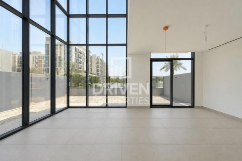 Townhouse in Mudon, Dubai, UAE 4 bedrooms, 240.06 sq.m. № 765292 - photo 8