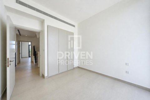 Townhouse in Mudon, Dubai, UAE 4 bedrooms, 240.06 sq.m. № 765292 - photo 17