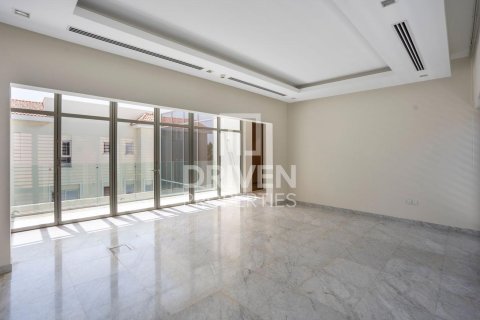 Villa in Mohammed Bin Rashid City, Dubai, UAE 5 bedrooms, 795.62 sq.m. № 765294 - photo 12