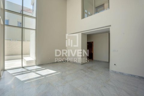 Villa in Mohammed Bin Rashid City, Dubai, UAE 5 bedrooms, 795.62 sq.m. № 765294 - photo 3