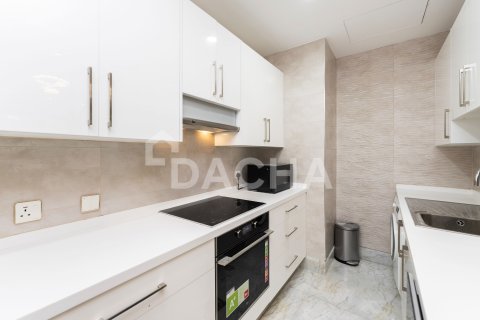 Apartment in Dubai Marina, Dubai, UAE 1 bedroom, 70 sq.m. № 719184 - photo 3
