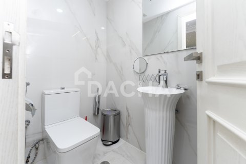 Apartment in Dubai Marina, Dubai, UAE 1 bedroom, 70 sq.m. № 719184 - photo 5