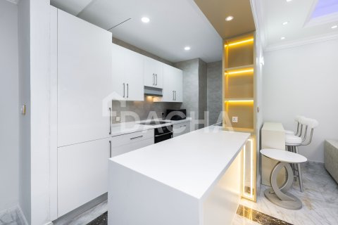 Apartment in Dubai Marina, Dubai, UAE 1 bedroom, 70 sq.m. № 719184 - photo 2