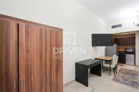Apartment in Jumeirah Village Circle, Dubai, UAE 1 room, 43.39 sq.m. № 755819 - photo 7