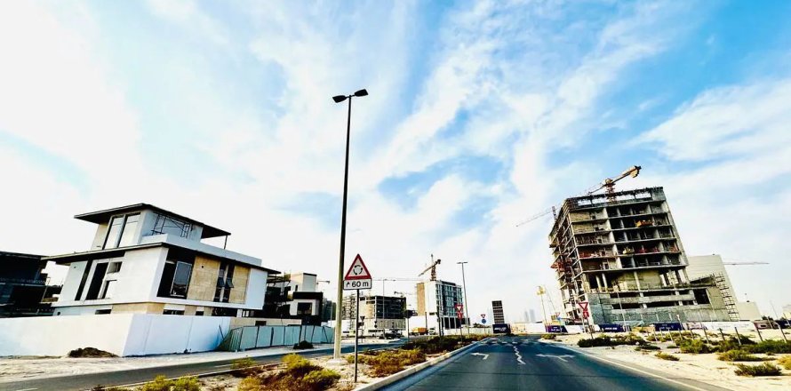 Tokë në Dubai, Emiratet e Bashkuara Arabe 915 m2. № 686192