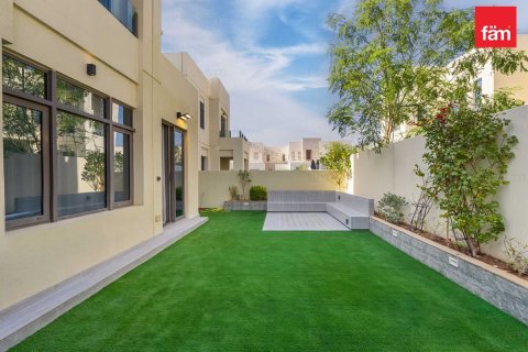 Reem, Dubai, संयुक्त अरब अमीरात में विला, 3 बेडरूम, 261.8 वर्ग मीटर, संख्या 686189 - फ़ोटो 17