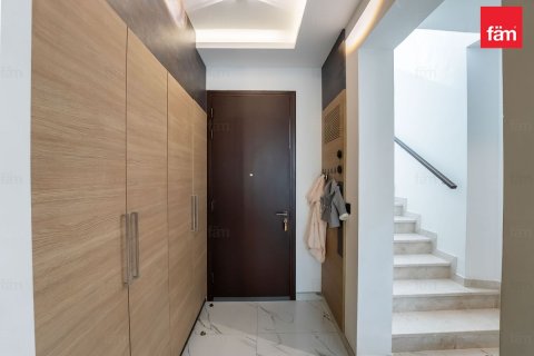 Reem, Dubai, संयुक्त अरब अमीरात में विला, 3 बेडरूम, 261.8 वर्ग मीटर, संख्या 686189 - फ़ोटो 24