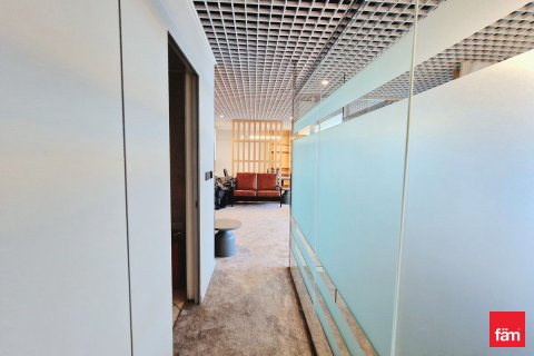 Dubai, BAE’de kiralık ofis 65.3 m&sup2; No 686190 - fotoğraf 12