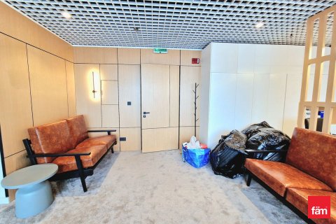 Dubai, BAE’de kiralık ofis 65.3 m&sup2; No 686190 - fotoğraf 11