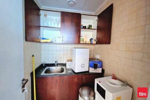 Dubai, BAE’de kiralık ofis 65.3 m&sup2; No 686190 - fotoğraf 14
