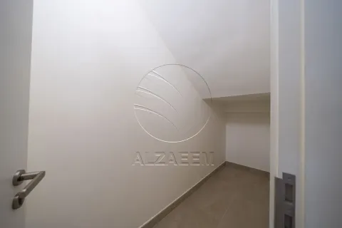 Vila v Abu Dhabi, SAE 2 spálne, 311 m2 č. 663006 - Fotografia 7