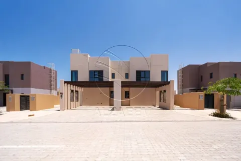 Vila v Abu Dhabi, SAE 2 spálne, 311 m2 č. 663006 - Fotografia 1