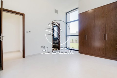 Vila di Yas Island, Abu Dhabi, UEA 4 kamar tidur, 504 m2 nomor 663005 - foto 12
