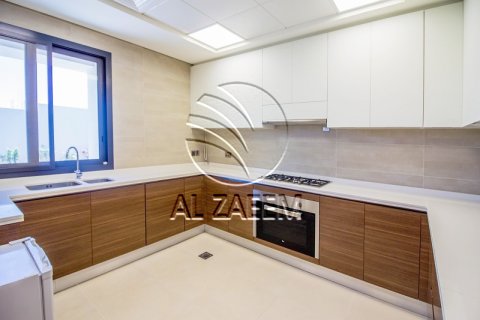Vila di Yas Island, Abu Dhabi, UEA 4 kamar tidur, 504 m2 nomor 663005 - foto 11