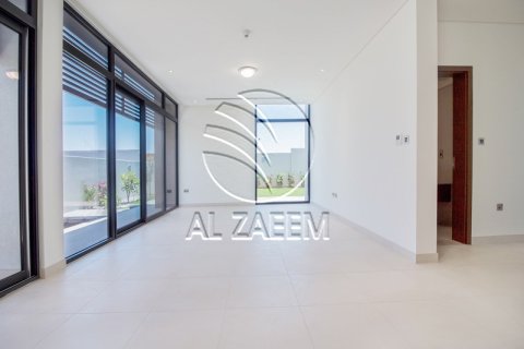 Vila di Yas Island, Abu Dhabi, UEA 4 kamar tidur, 504 m2 nomor 663005 - foto 3