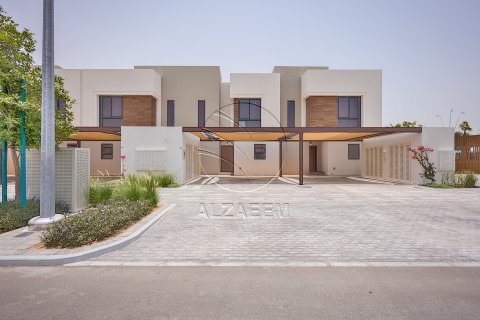 Rumah bandar di Yas Island, Abu Dhabi, UAE 2 bilik tidur, 169 meter persegi № 663004 - foto 1