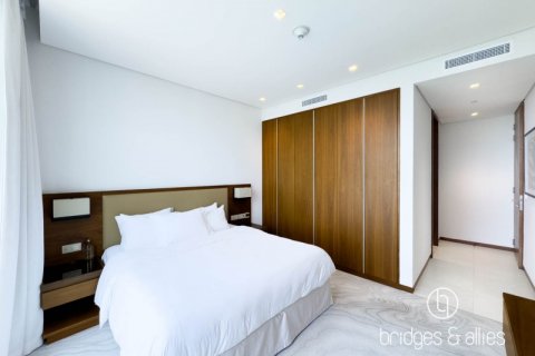 Apartment til salg i The Hills, Dubai, UAE 3 soveværelser, 171.2 kvm № 624678 - foto 15