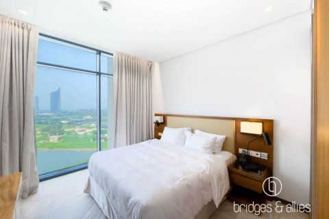 Apartment til salg i The Hills, Dubai, UAE 3 soveværelser, 171.2 kvm № 624678 - foto 17