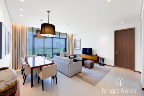 Apartment til salg i The Hills, Dubai, UAE 3 soveværelser, 171.2 kvm № 624678 - foto 3