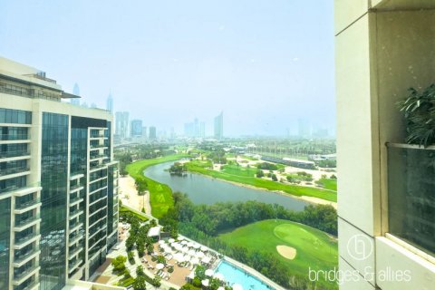 Apartment til salg i The Hills, Dubai, UAE 3 soveværelser, 171.2 kvm № 624678 - foto 24