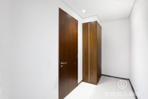 Apartment til salg i The Hills, Dubai, UAE 3 soveværelser, 171.2 kvm № 624678 - foto 10