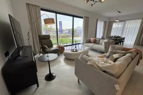 Vila v Al Hamra Village, Ras Al Khaimah, SAE 3 ložnice, 256 m² Č.: 595382 - fotografie 3