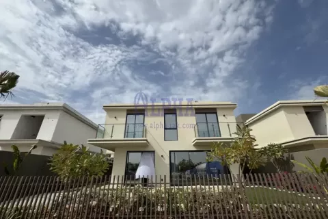 Vila v Al Hamra Village, Ras Al Khaimah, SAE 3 ložnice, 256 m² Č.: 595382 - fotografie 1