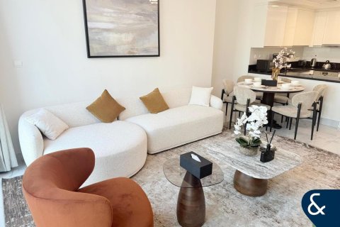 Apartamento en venta en Business Bay, Dubai, EAU 2 dormitorios, 127 m2 № 685335 - foto 15