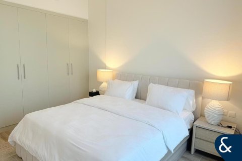 Apartamento en venta en Business Bay, Dubai, EAU 2 dormitorios, 127 m2 № 685335 - foto 6