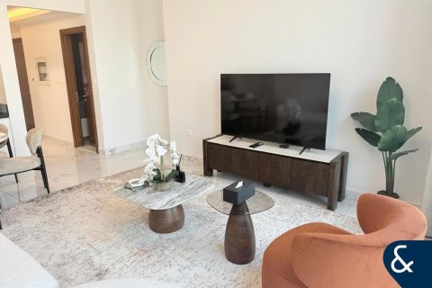 Apartamento en venta en Business Bay, Dubai, EAU 2 dormitorios, 127 m2 № 685335 - foto 13