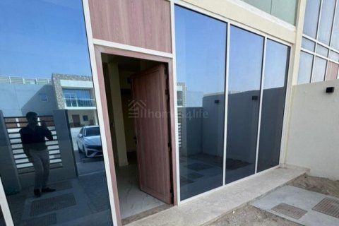 Villa Dubai Landjā, AAE 2 istabas, 79 m2 Nr. 690849 - attēls 13