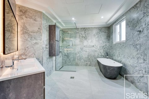 Villa te huur in Palm Jumeirah, Dubai, VAE 4 slaapkamers, 622.64 vr.m., nr 747504 - foto 17