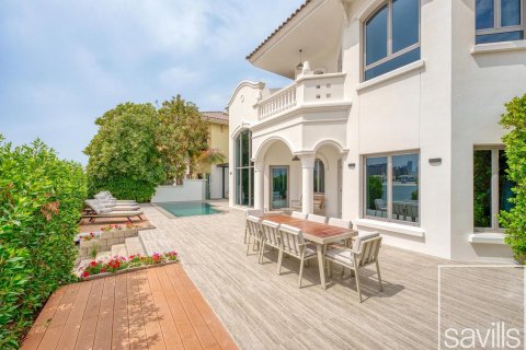 Villa te huur in Palm Jumeirah, Dubai, VAE 4 slaapkamers, 622.64 vr.m., nr 747504 - foto 2