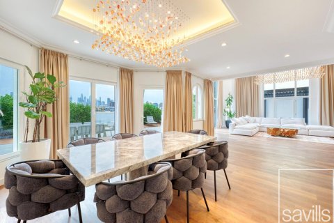 Villa te huur in Palm Jumeirah, Dubai, VAE 4 slaapkamers, 622.64 vr.m., nr 747504 - foto 3